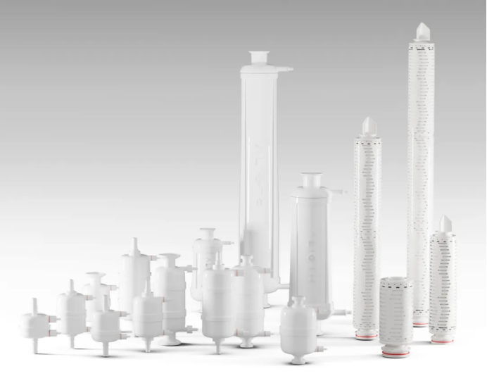 Does a gas filter require bacterial retention validation?